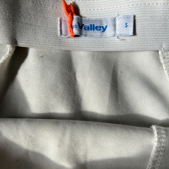 Sweet Floral Cottagecore Skirt - S/M - Picture 3 of 3